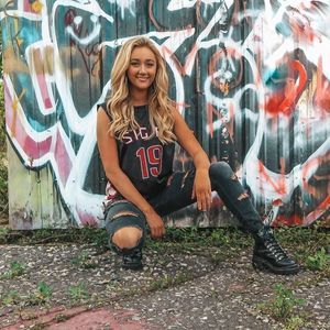 Meet your Posher, Kaleigh